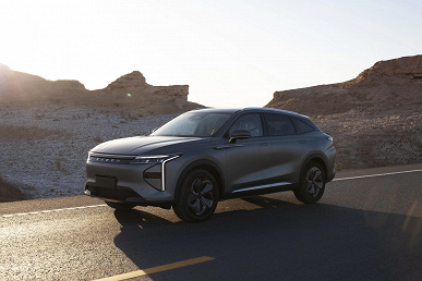 Представлен совершенно новый Exeed RX: четыре мотора, 462 л.с., полный привод и &laquo;около 4 с до 100 км/ч&raquo;